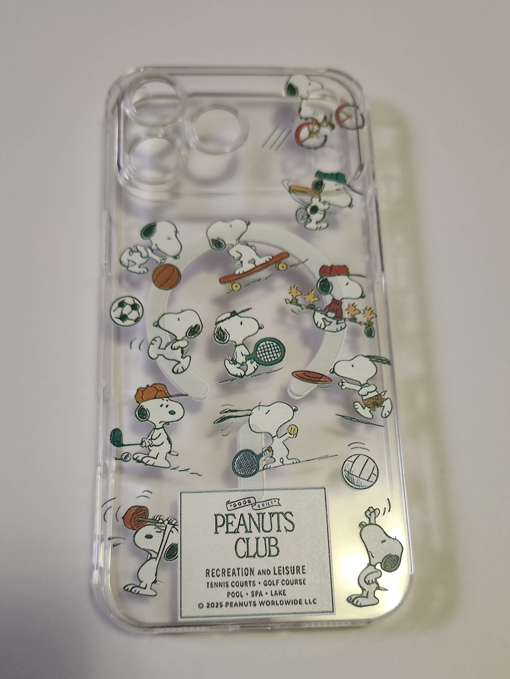 Brand new Apple IPhone 17 ProMax Snoopy soft Silicon Phone Case